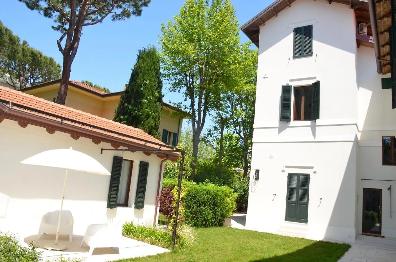 Hotel Select Suites & Spa - Apartments Riccione 4*,  Italy