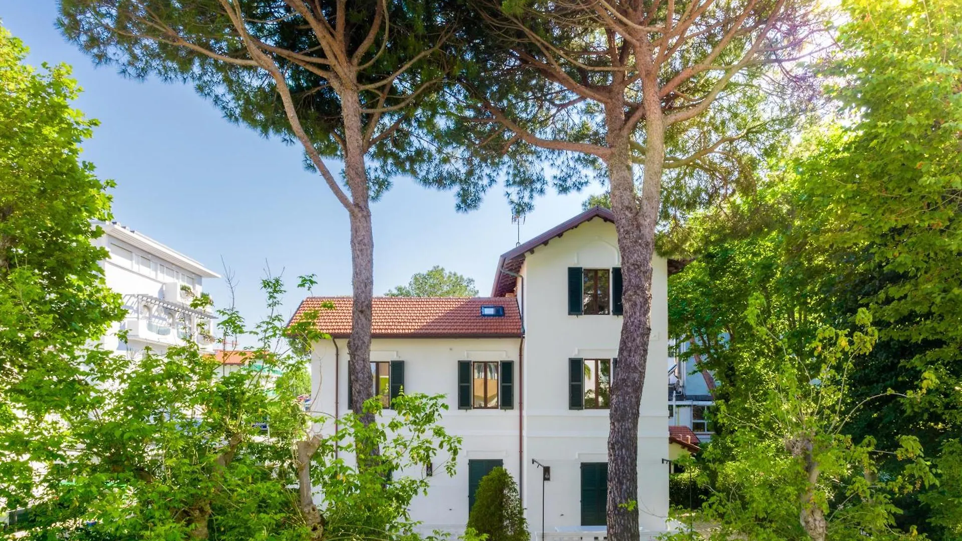 Hotel Select Suites & Spa - Apartments Riccione 4*,  Italy